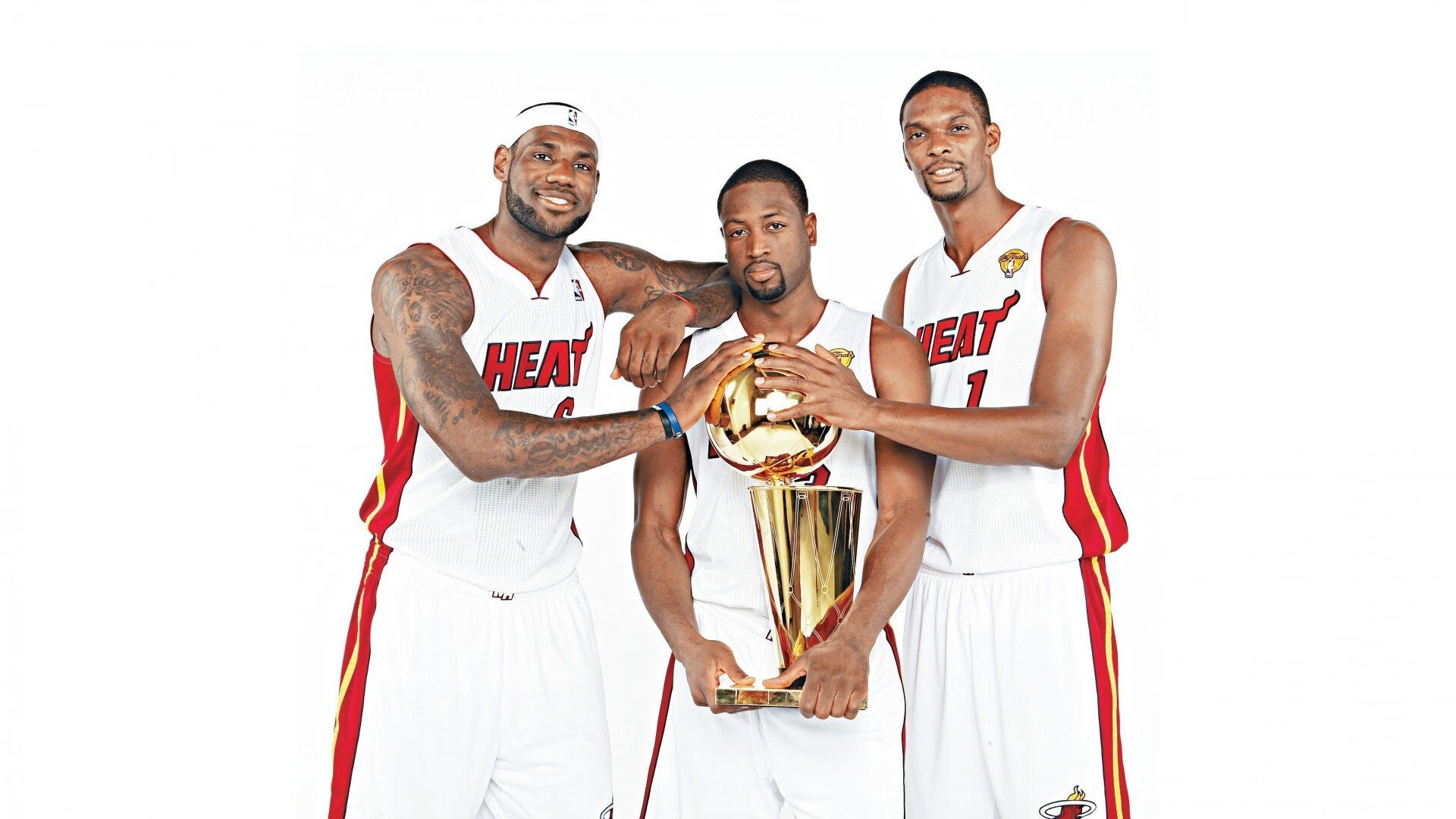 拉梅洛·鲍尔关键球定乾坤，掘金淘汰赛力克勇士显韧性